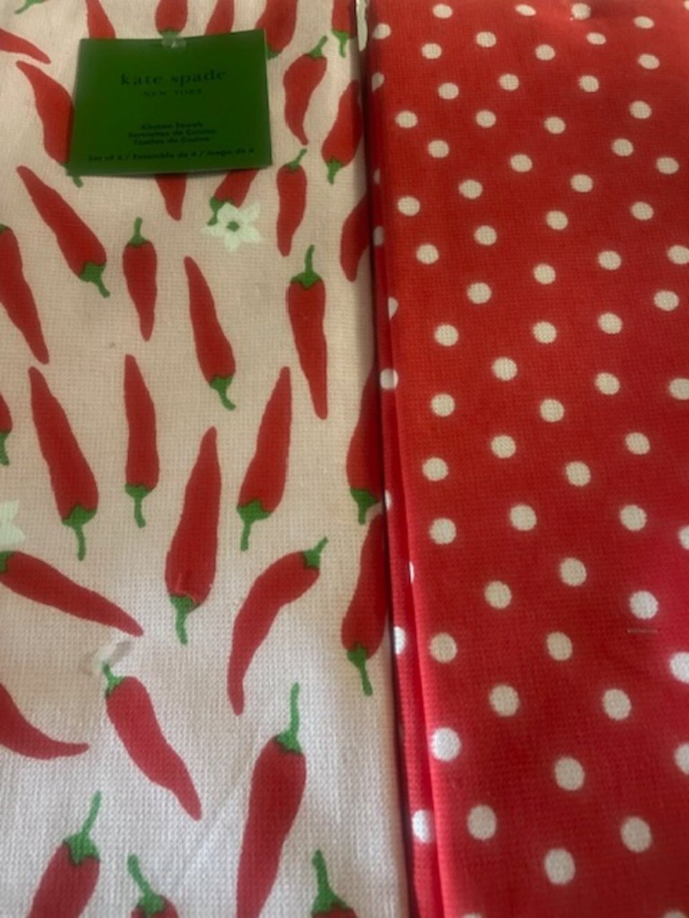 NWT Kate Spade 8-Piece Kitchen Towel Set - Peppers and Dots - Red & White